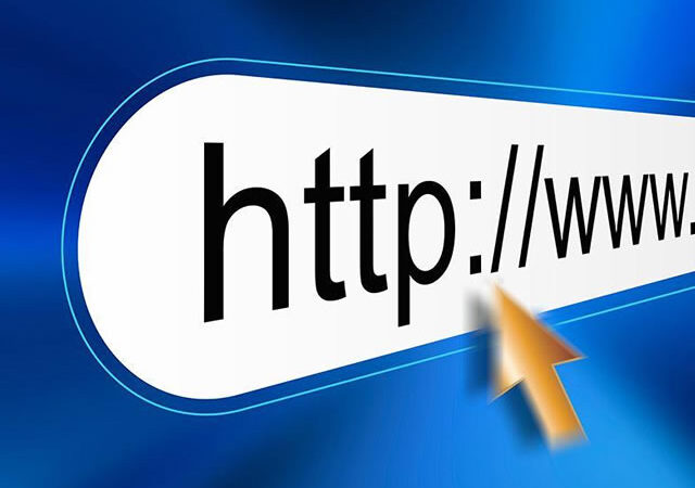 Como funcionam os domínios web